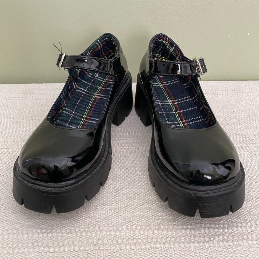 🛑SOLD🛑 Mary Jane Platforms